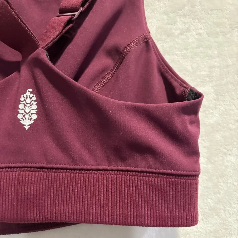 Free People Movement Freestyle Sports Bra Maroon Size Small Gym Running Workout